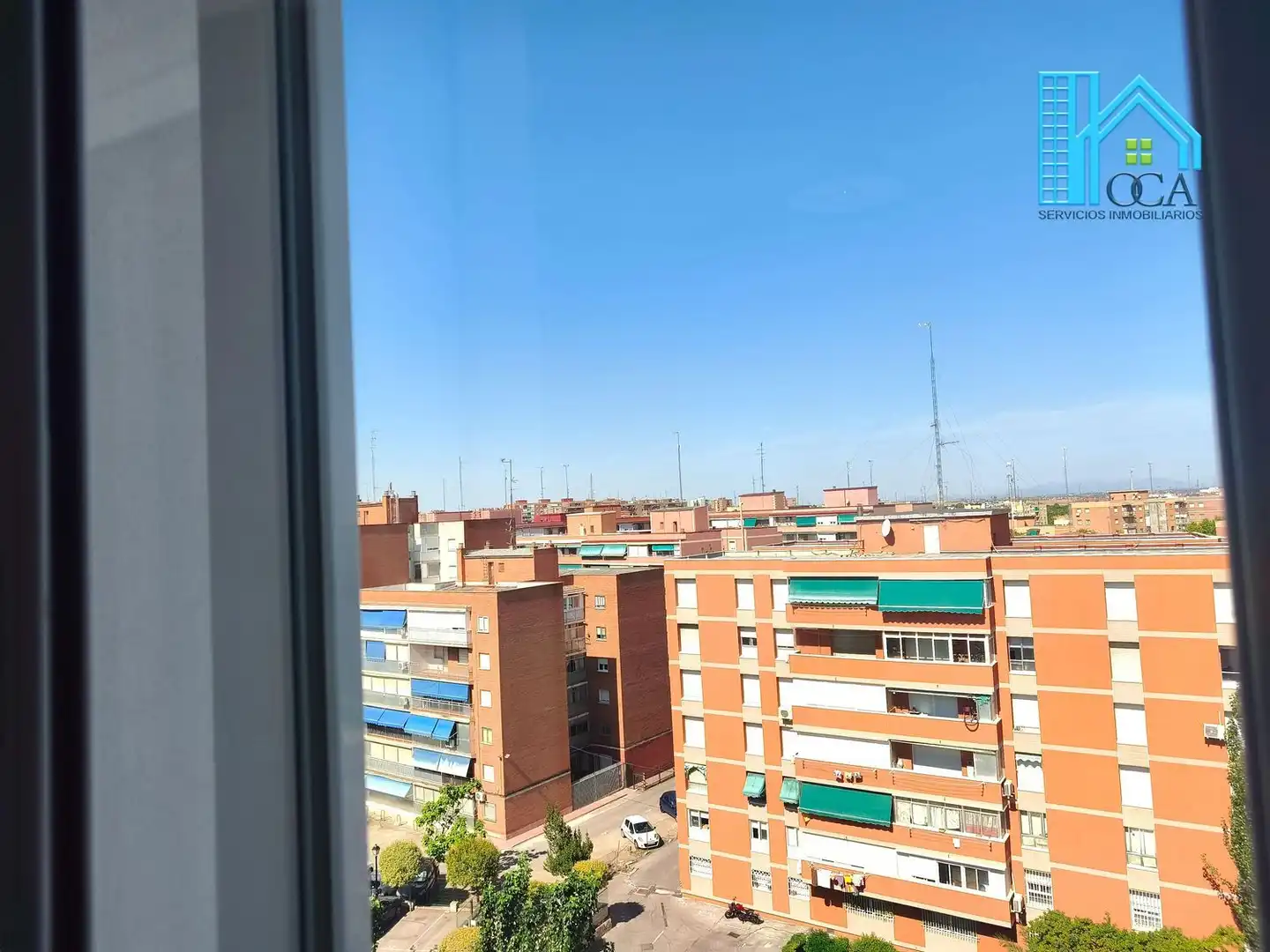 Vista exterior de Piso en venta en Móstoles con Aire acondicionado, Jardín privado y Piscina comunitaria