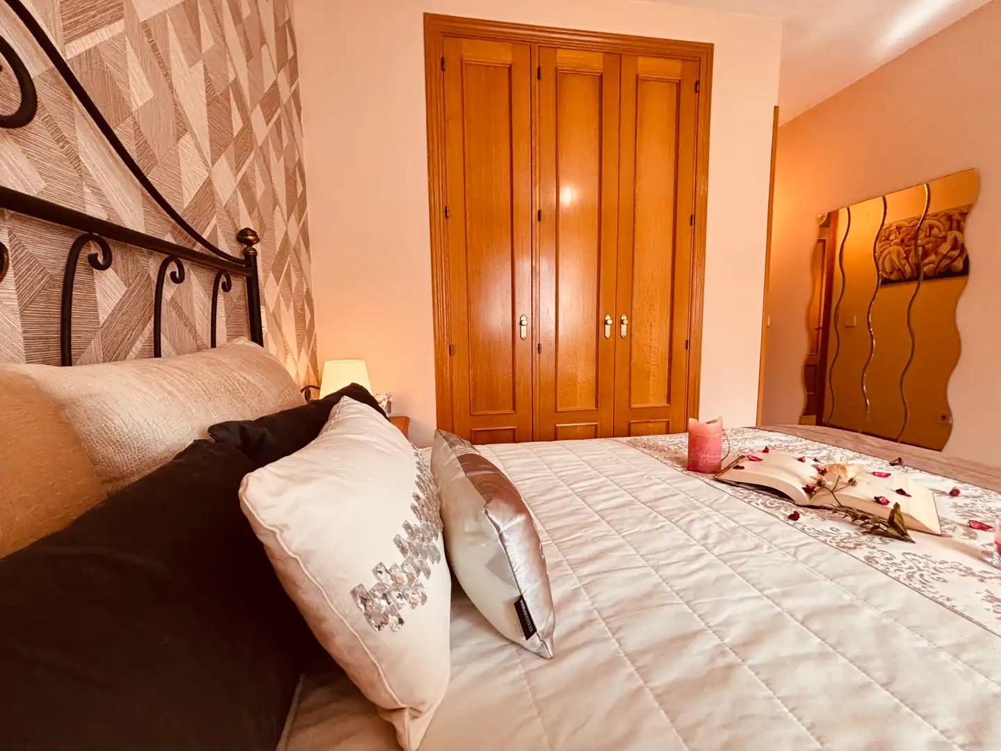 Habitación de Casa adosada en venta en Getafe con Aire acondicionado, Calefacción y Jardín privado