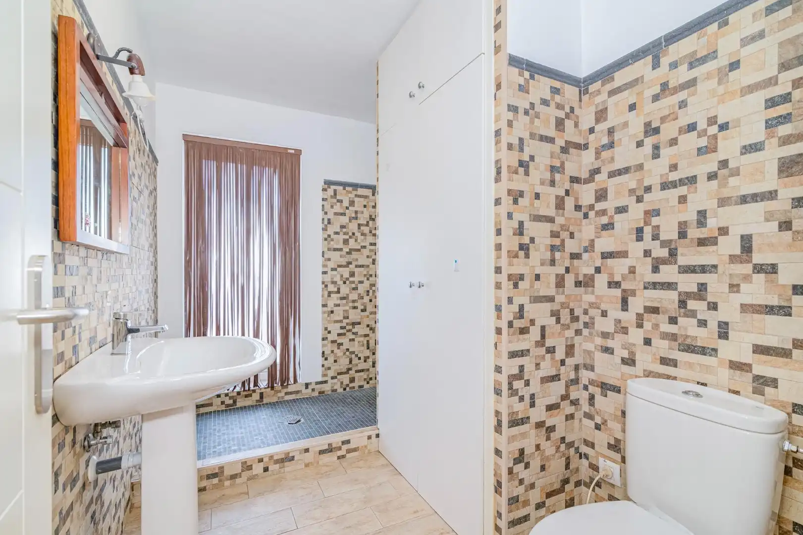 Flat with lift for sale in Calle Calle Arabial, imagen 2
