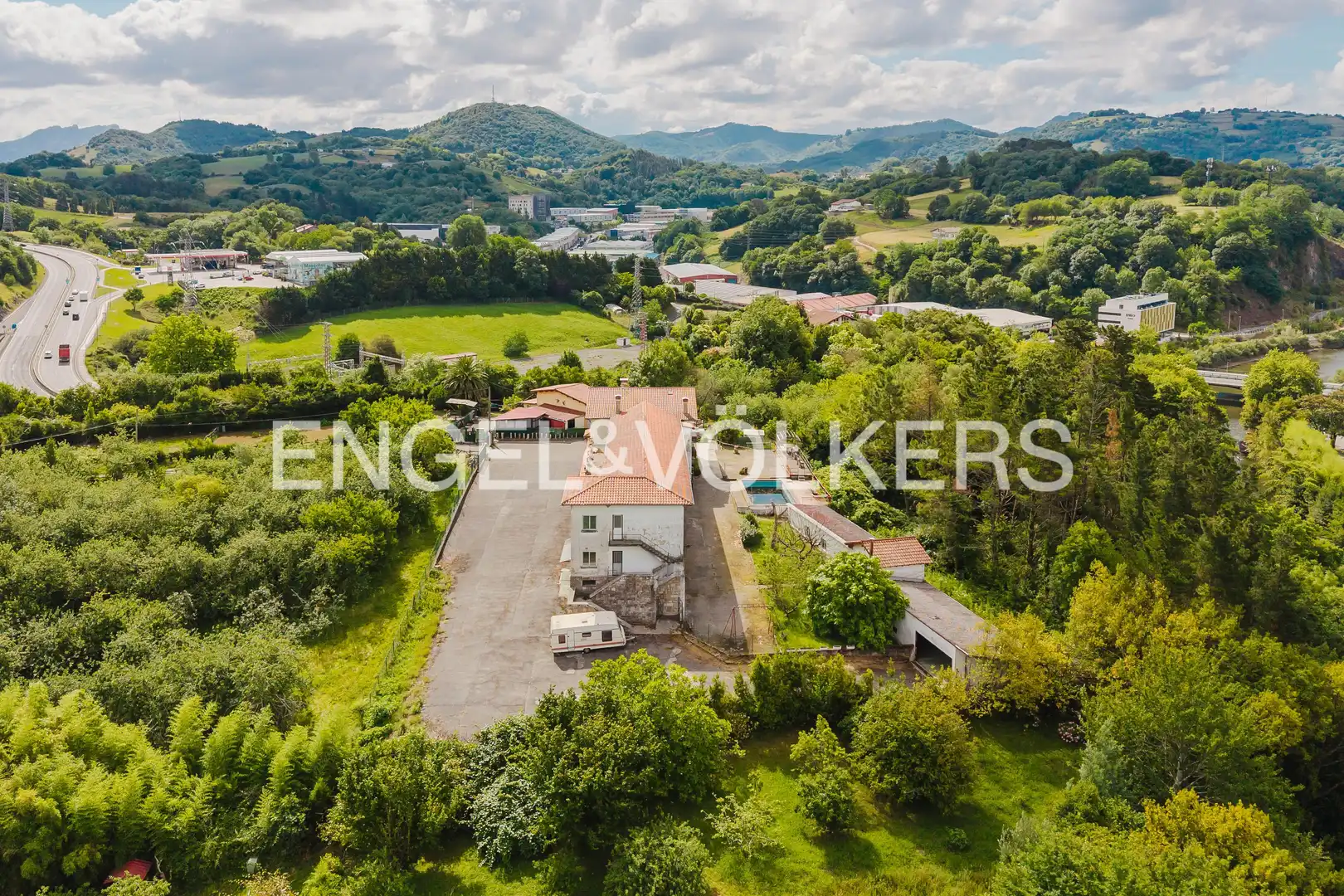 Exterior view of Houses for sale in Donostia - San Sebastián   with Air Conditioner, Heating and Private garden