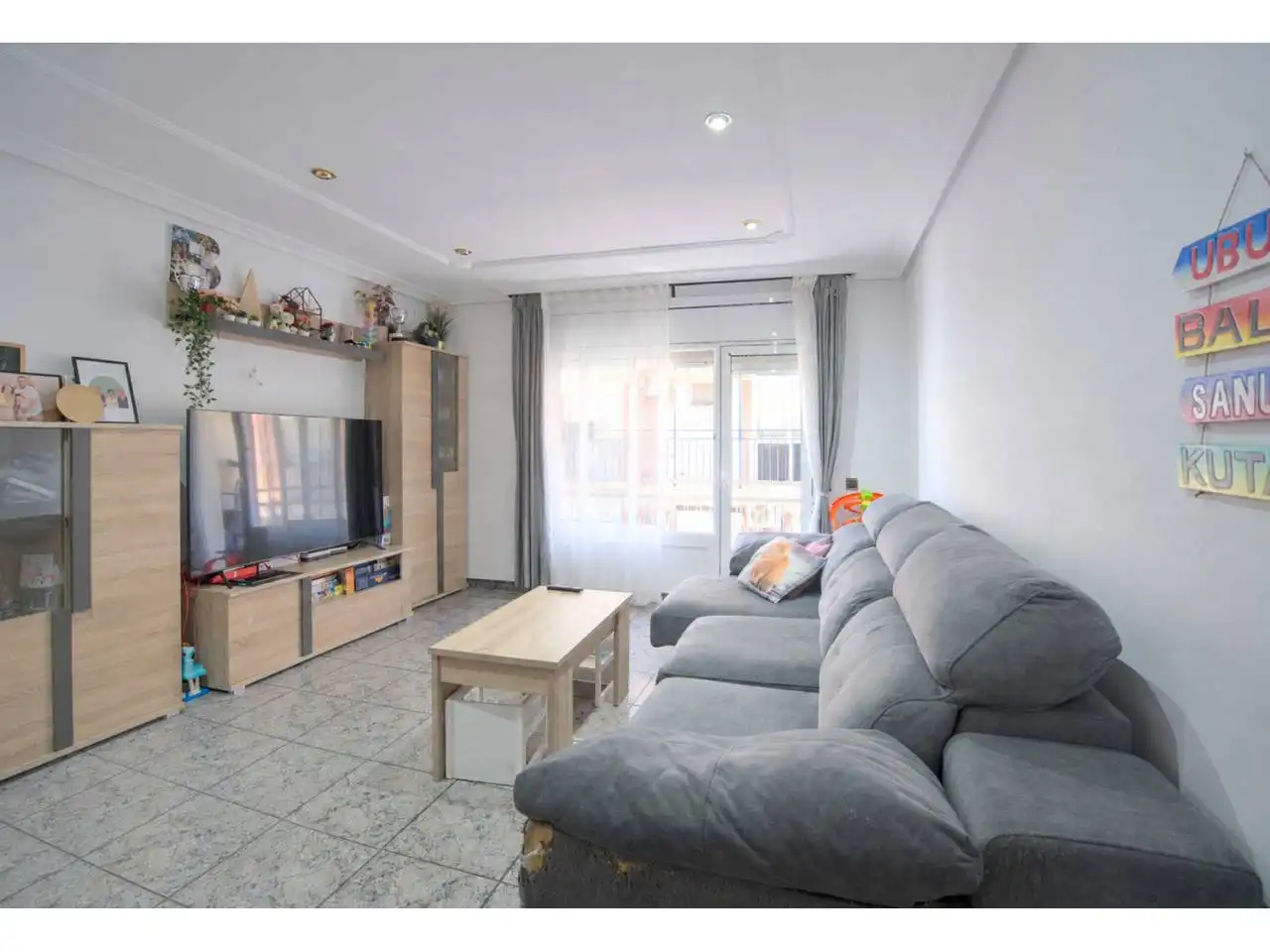 Living room of Flat for sale in La Llagosta  with Air Conditioner and Balcony