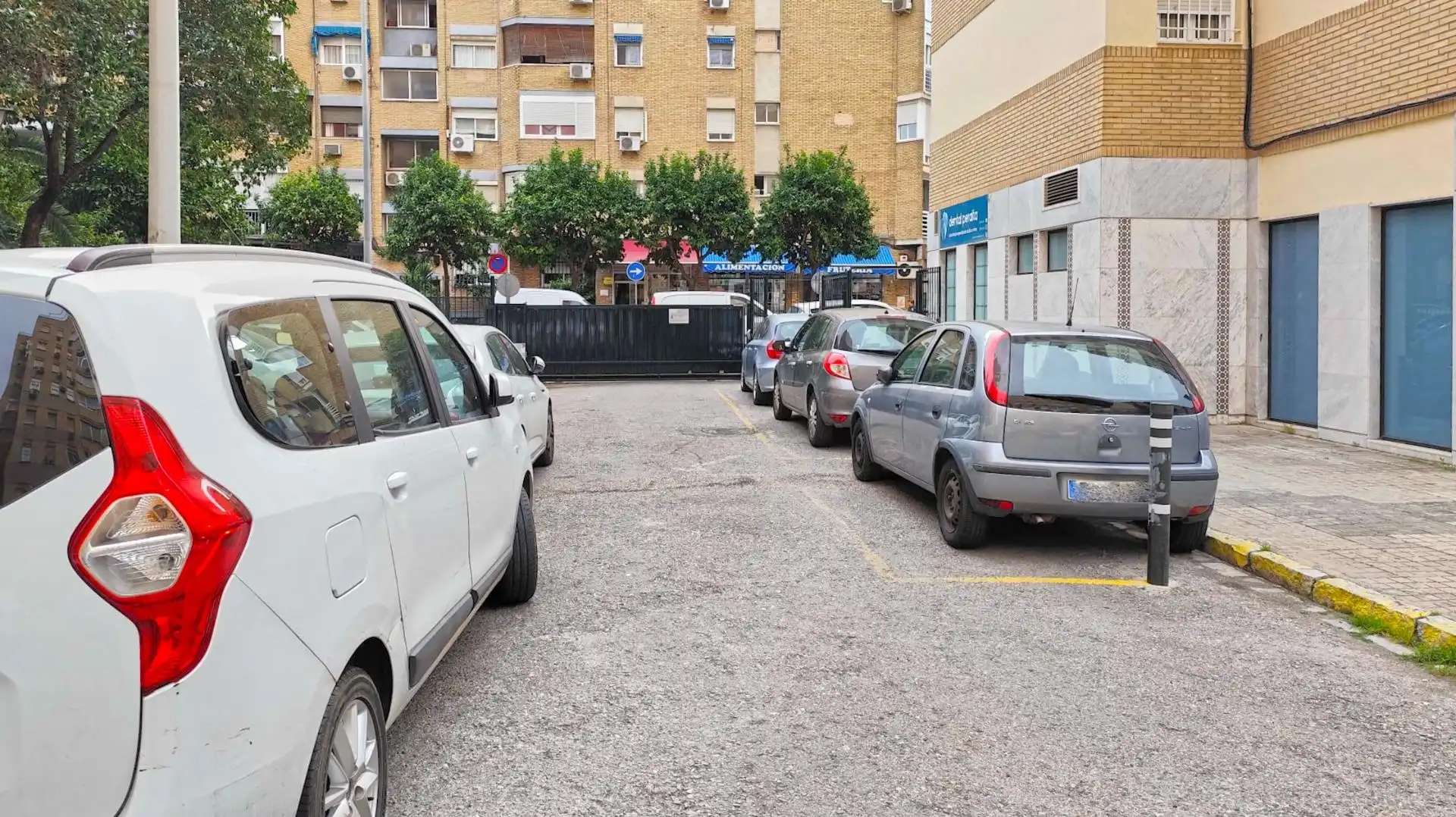 Planta baja en venta en Calle Pérez Hervás, San Carlos - San José
