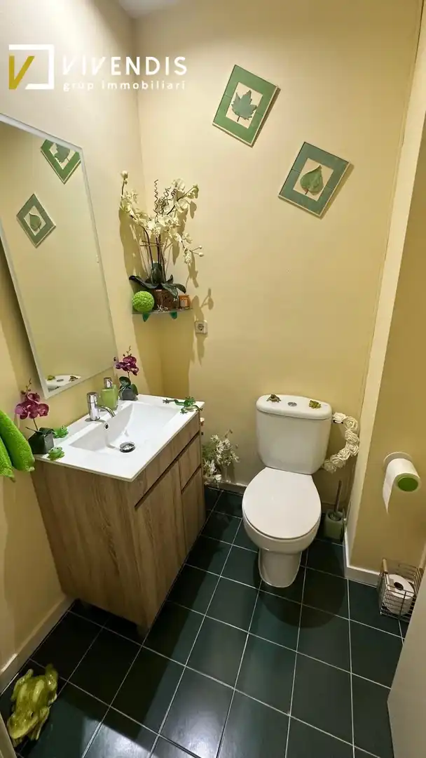 Bathroom of Detached homes for sale in Sidamon  with Air Conditioner, Heating and Terrace