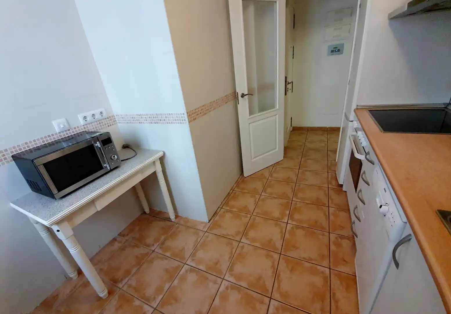 Cuina de Apartament en venda en Vélez de Benaudalla amb Aire condicionat, Calefacció i Terrassa