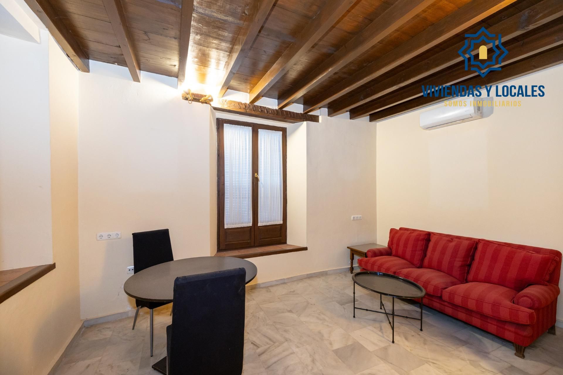 Apartment for sale in  Granada Capital