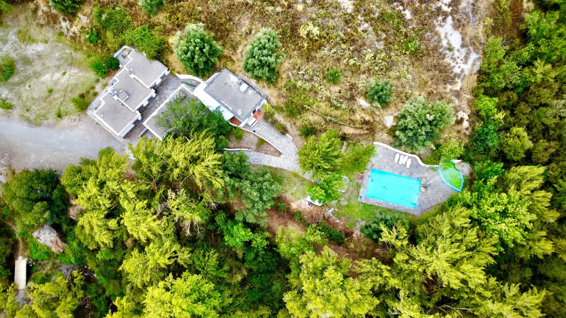 Vista exterior de Terreno en venta en Alpujarra de la Sierra