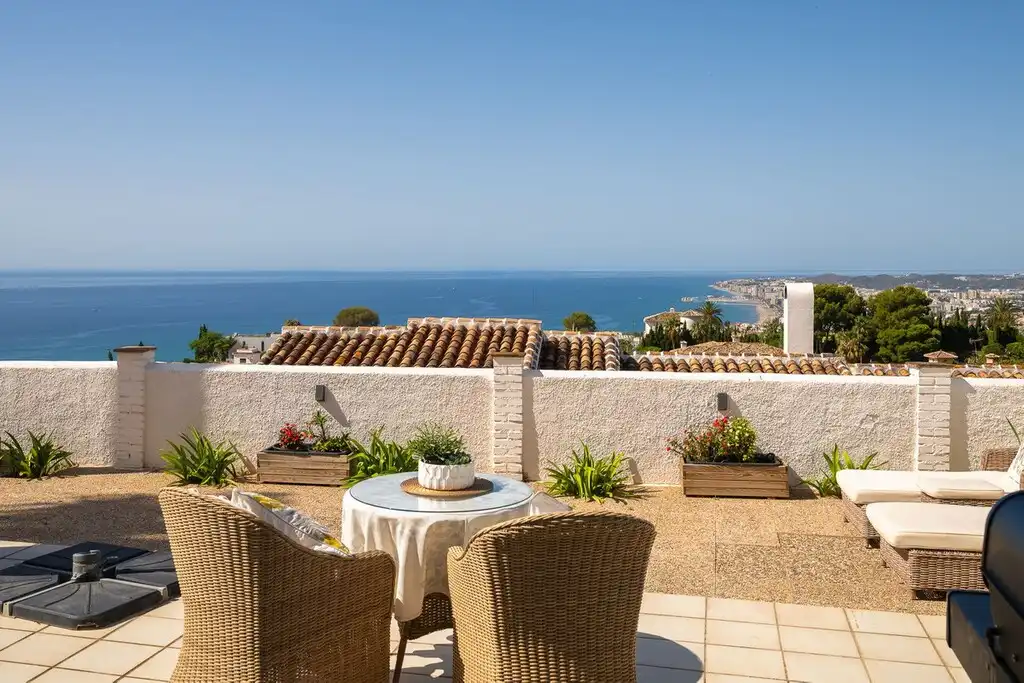 Terrassa de Casa o xalet en venda en Benalmádena amb Aire condicionat, Jardí privat i Terrassa