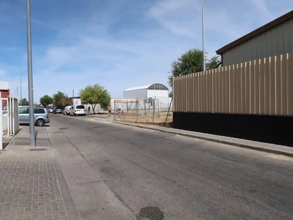 Außenansicht von Fabrik Grundstücke zum Verkauf in Alcorcón