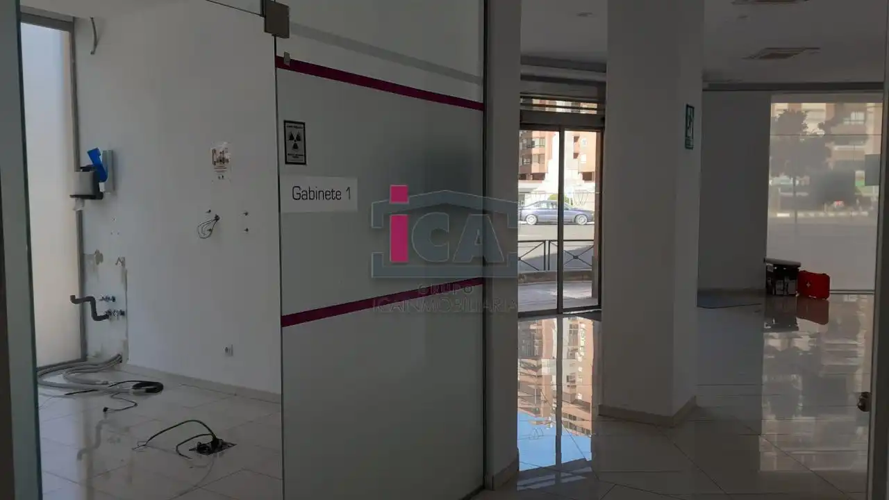 Local comercial en venda a PLAZA DE AMÉRICA (CRUZ DE LOS CAIDOS) CÁNOVAS, imagen 12