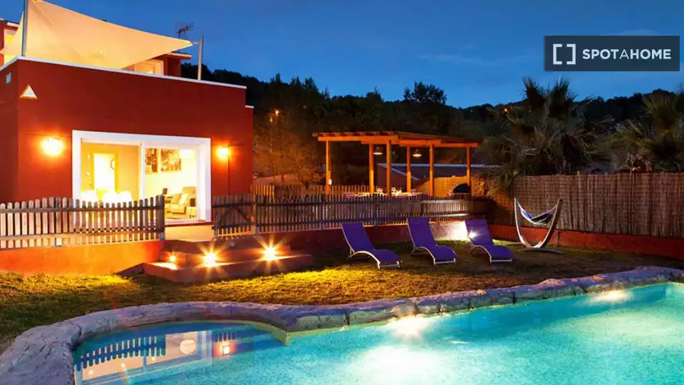 Flat for rent in Olivella