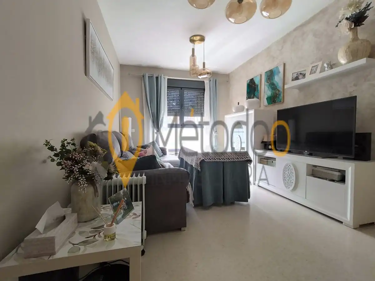 Sala de estar de Piso en venta en Sevilla con Aire acondicionado, Calefacción y Jardín privado