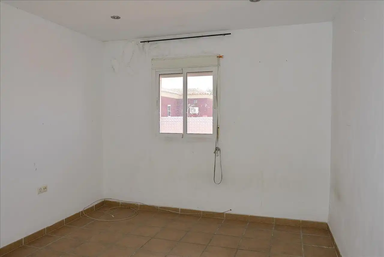 Habitación de Casa adosada en venta en Algeciras con Terraza