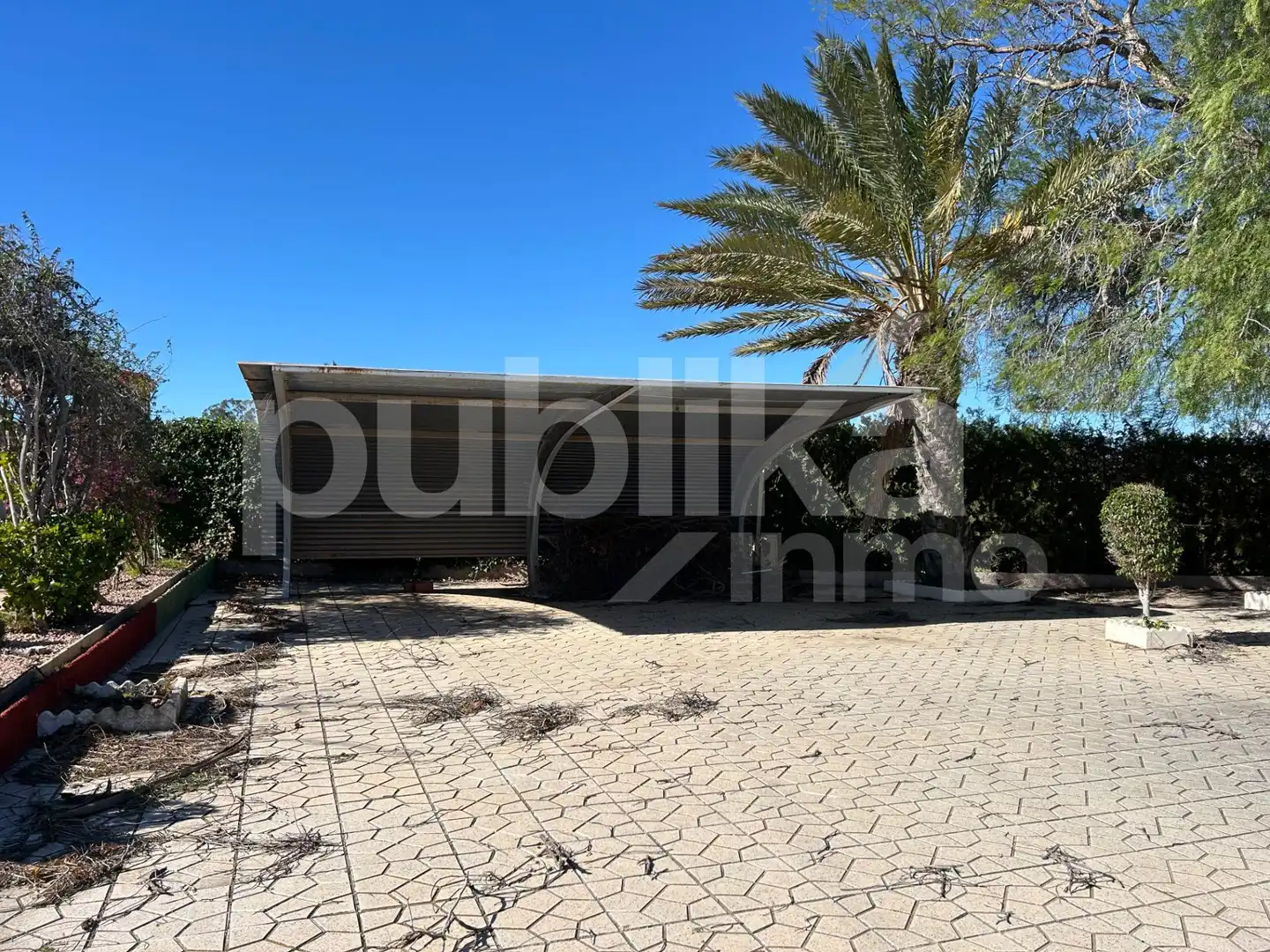 Parkplatz von Country house zum Verkauf in Elche / Elx mit Terrasse, Abstellraum und Schwimmbad