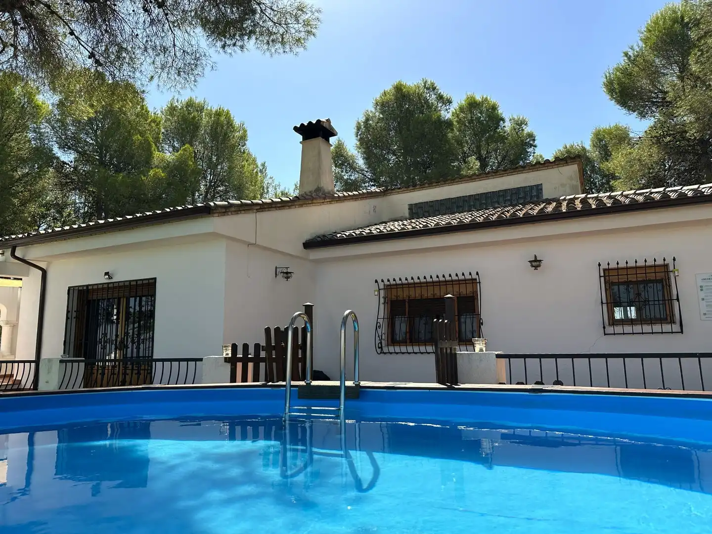 Piscina de Casa o chalet en venta en Agullent con Calefacción, Trastero y Amueblado