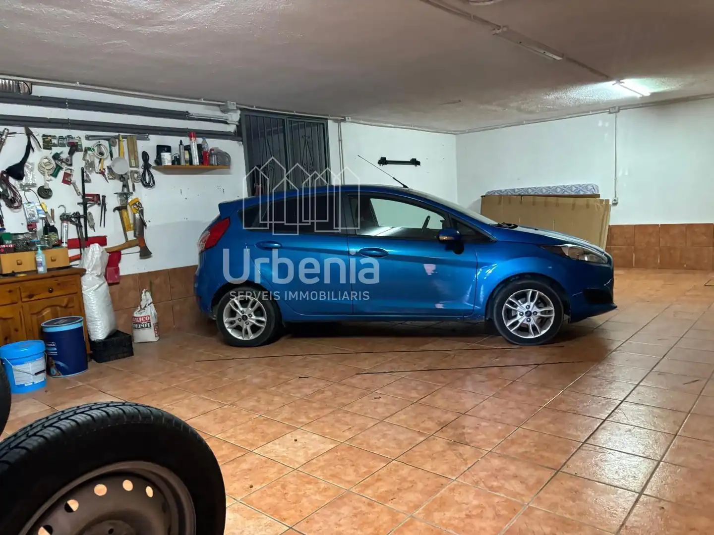 Aparcament de Casa o xalet en venda en Calella amb Calefacció i Piscina