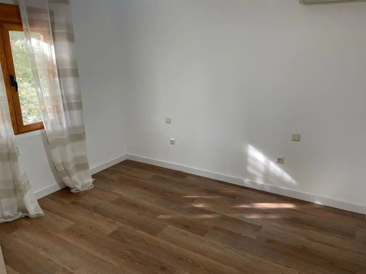 Habitación de Casa o chalet en venta en Orusco de Tajuña con Aire acondicionado, Calefacción y Jardín privado