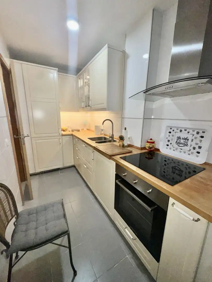 Cocina de Piso en venta en Pilas con Aire acondicionado y Calefacción