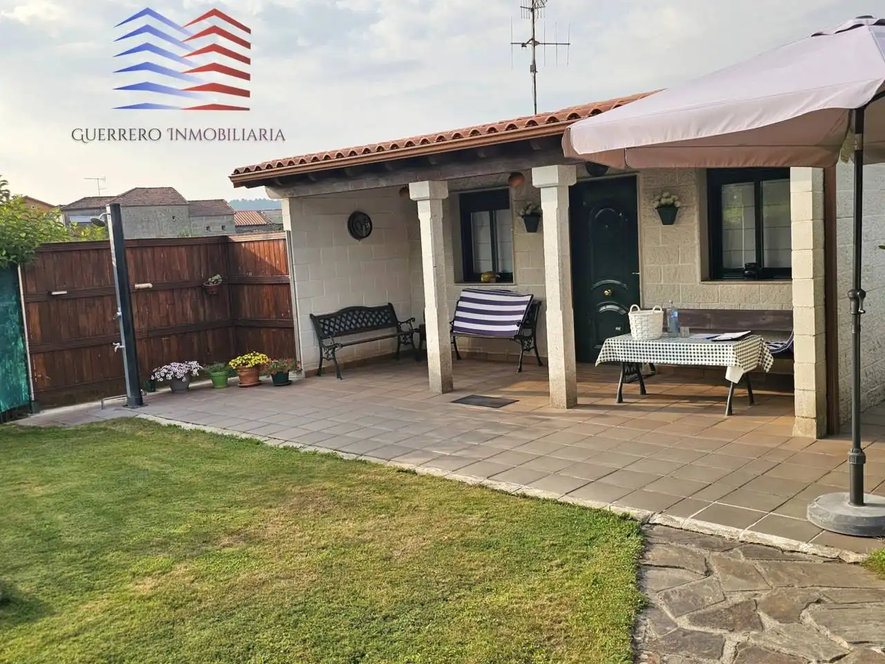 Casa amb jardí en venda a Calle Outeiro, imagen 13