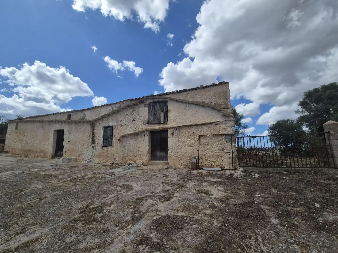 Casa rústica con jardín en venta en Sineu, imagen 2