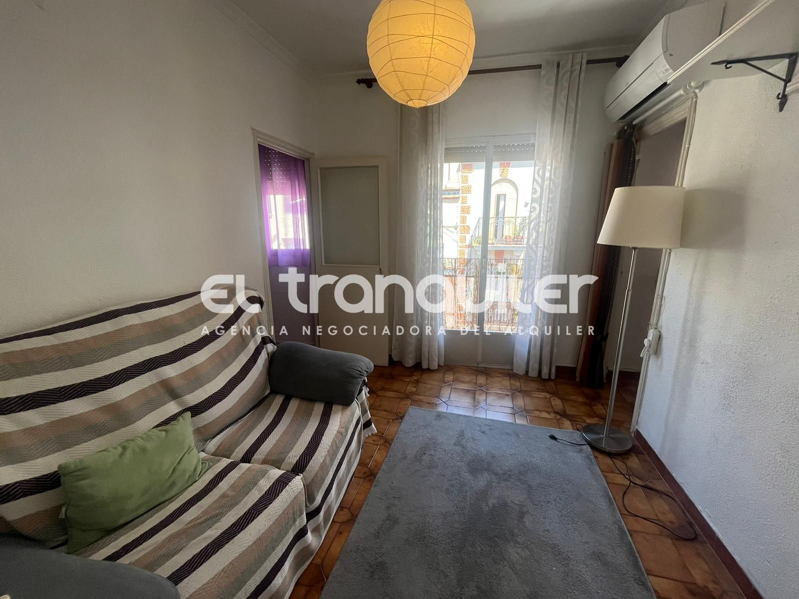 Sala d'estar de Pis en venda en  Madrid Capital amb Rentadora