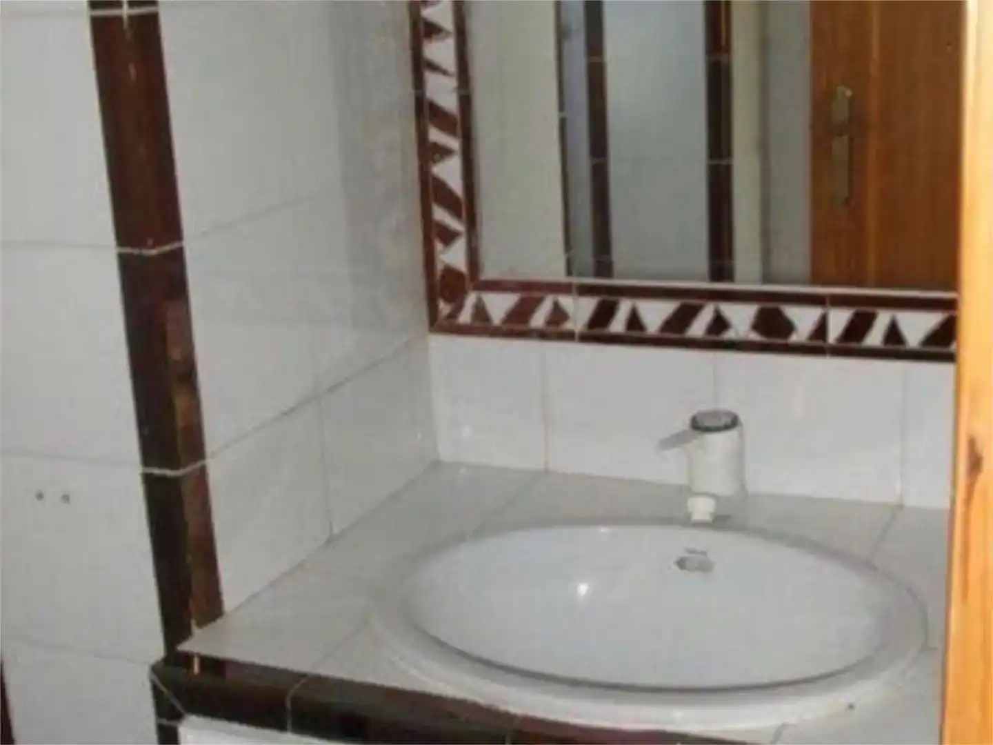 Bany de Pis en venda en Bollullos de la Mitación amb Piscina i Balcó