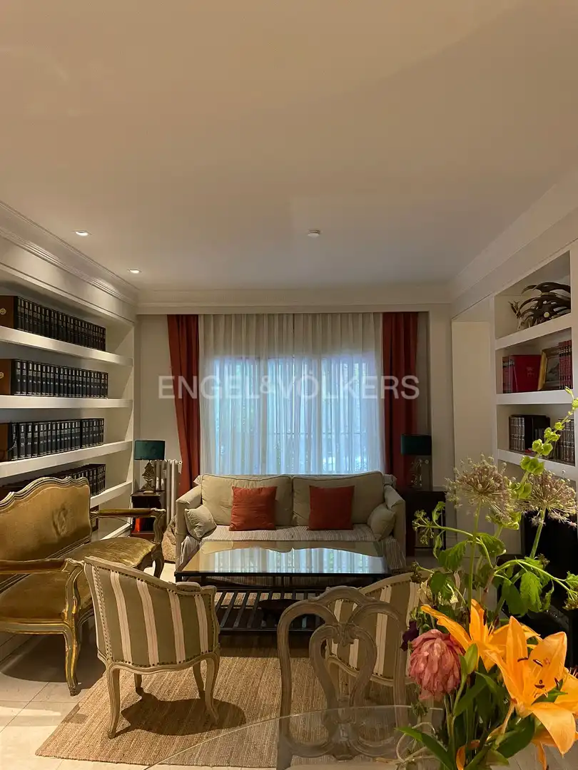 Living room of Flat for sale in Madrid  with Heating and Storage room