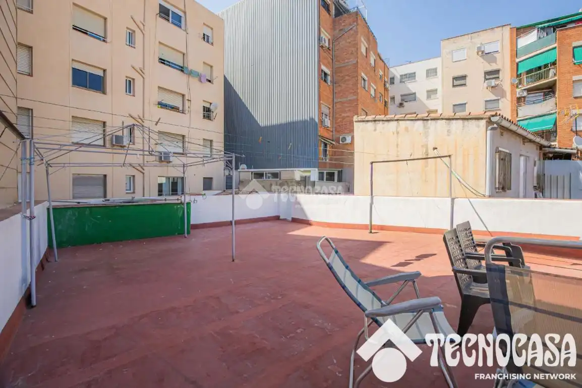 Terrace of Houses for sale in Santa Coloma de Gramenet