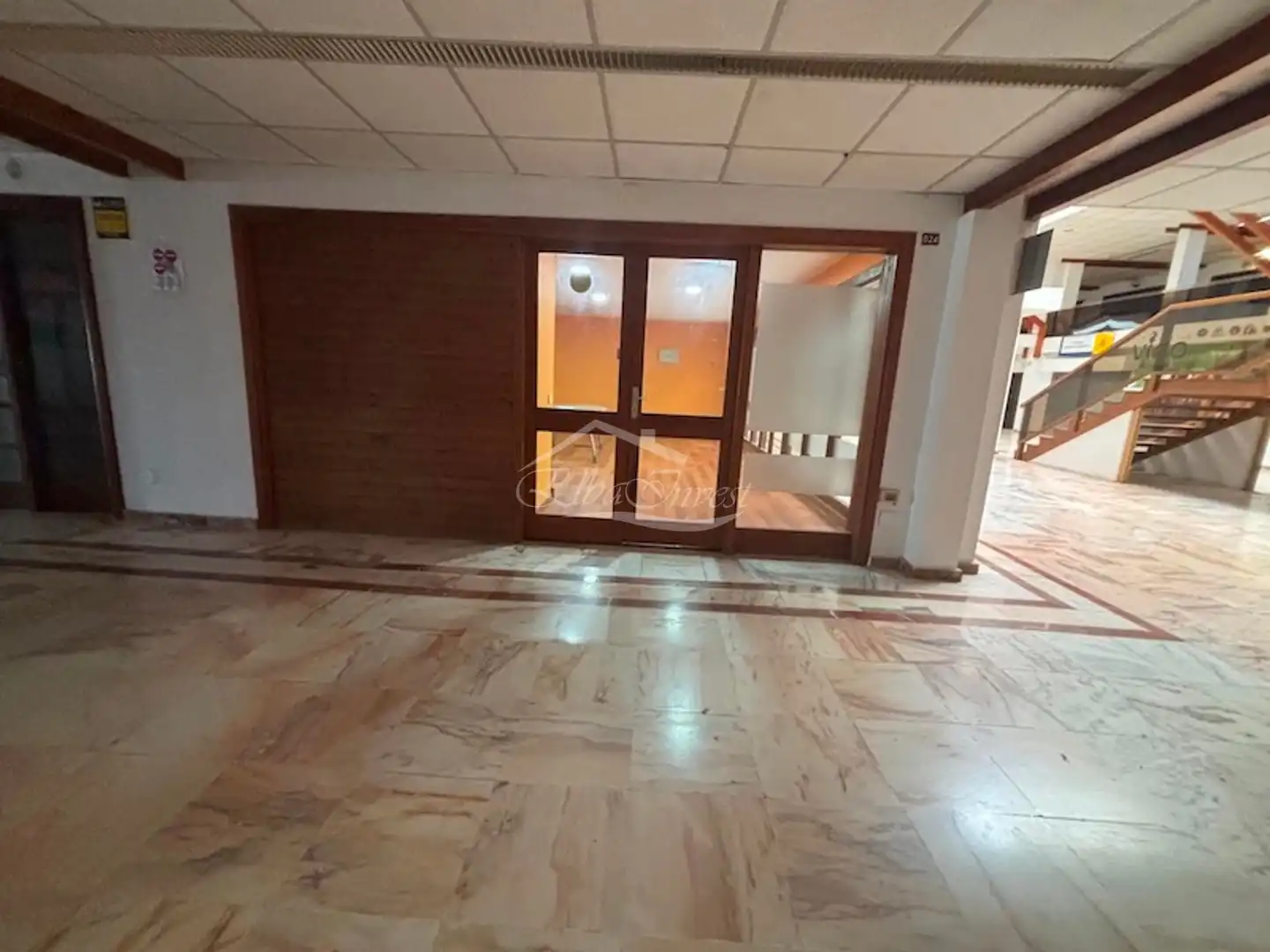 Büro zum Verkauf in Adeje