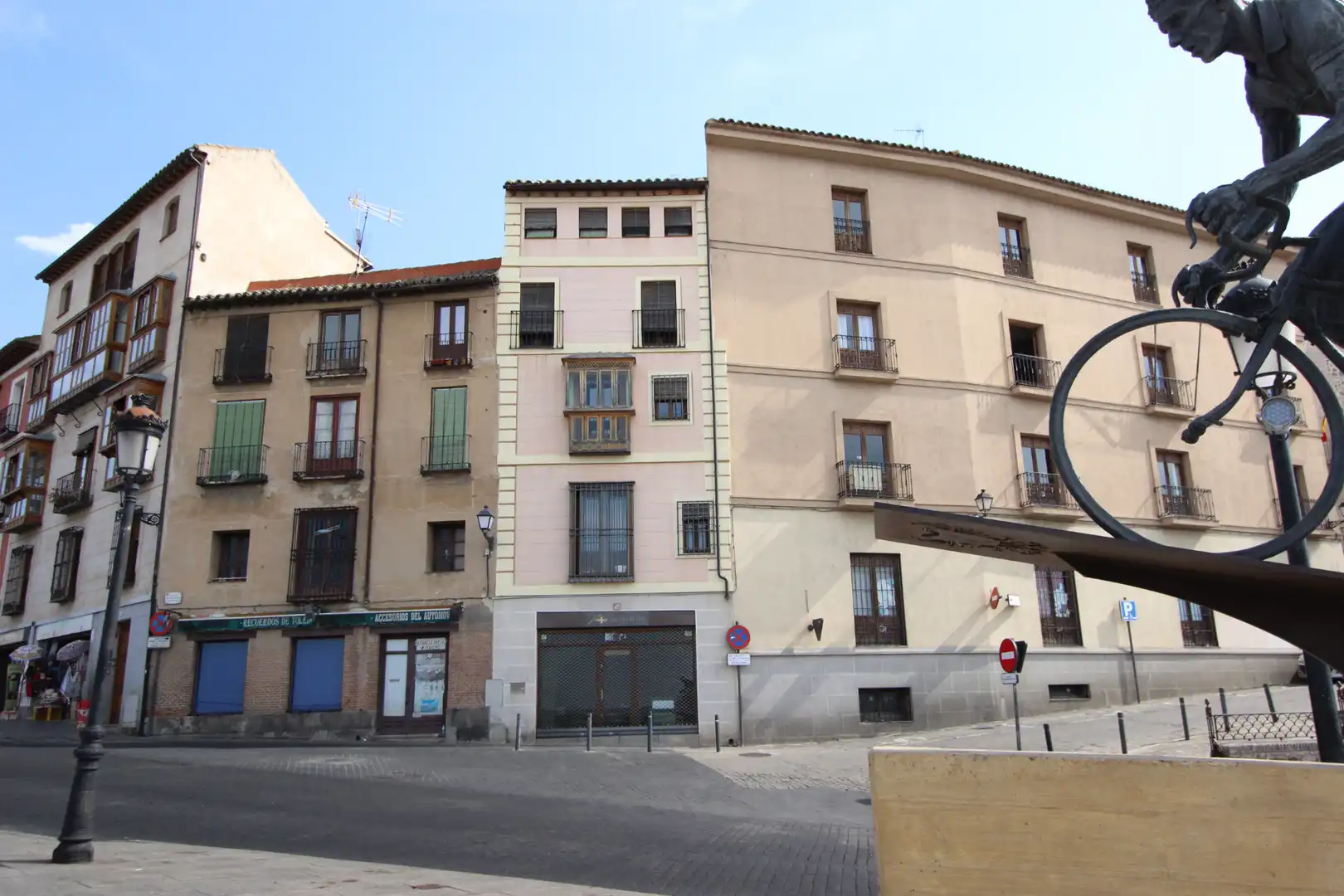 Vista exterior de Pis en venda en Toledo amb Aire condicionat i Calefacció