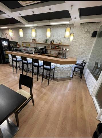 Local comercial en Alquiler en Avenida SOUSAS  en Verín