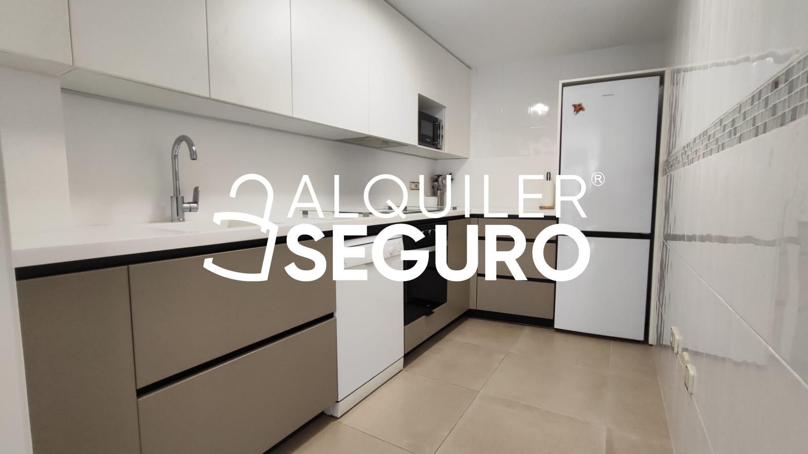 Cuina de Pis de lloguer en Alaquàs amb Aire condicionat, Calefacció i Terrassa