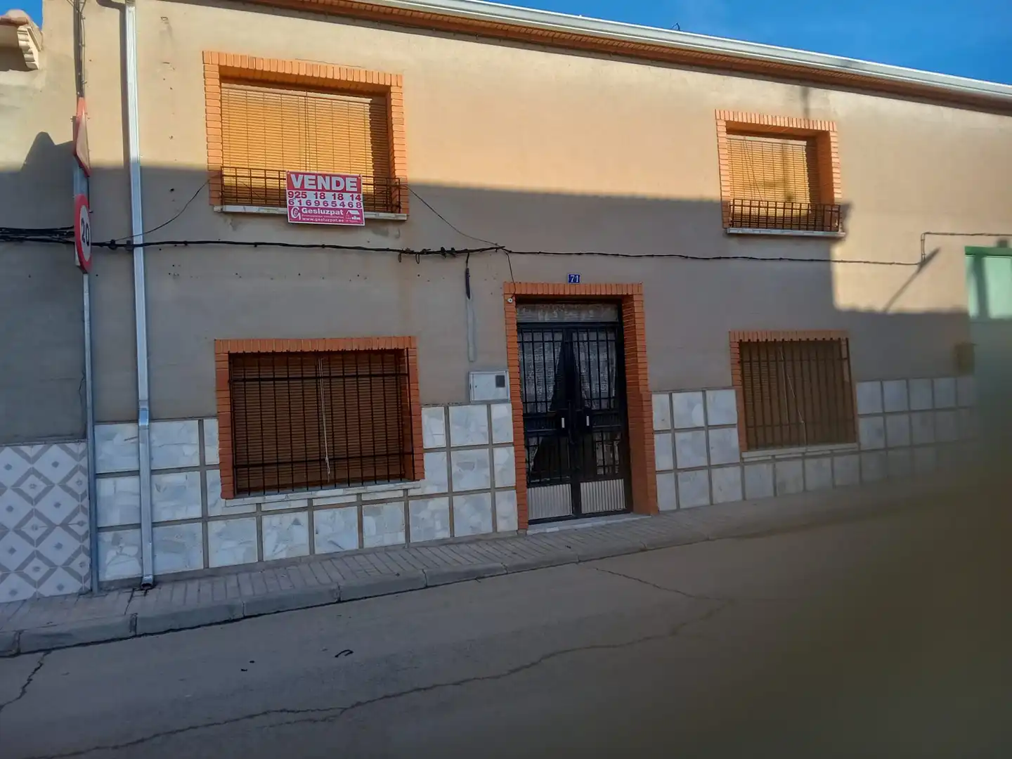 House for sale in La Puebla de Almoradiel