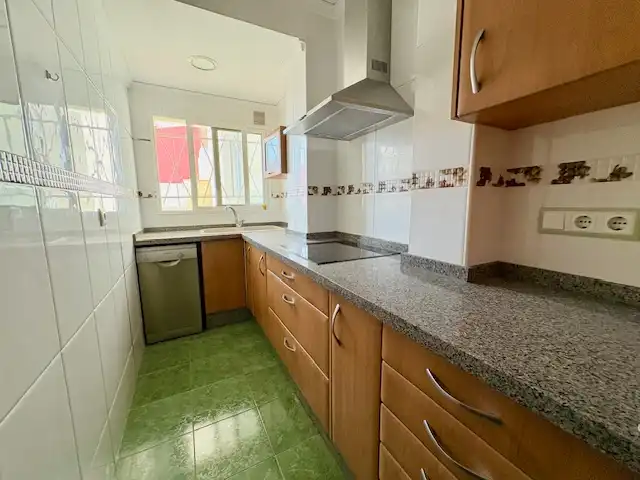 Kitchen of Flat for rent in Benaguasil  with Terrace, Oven and Microwave