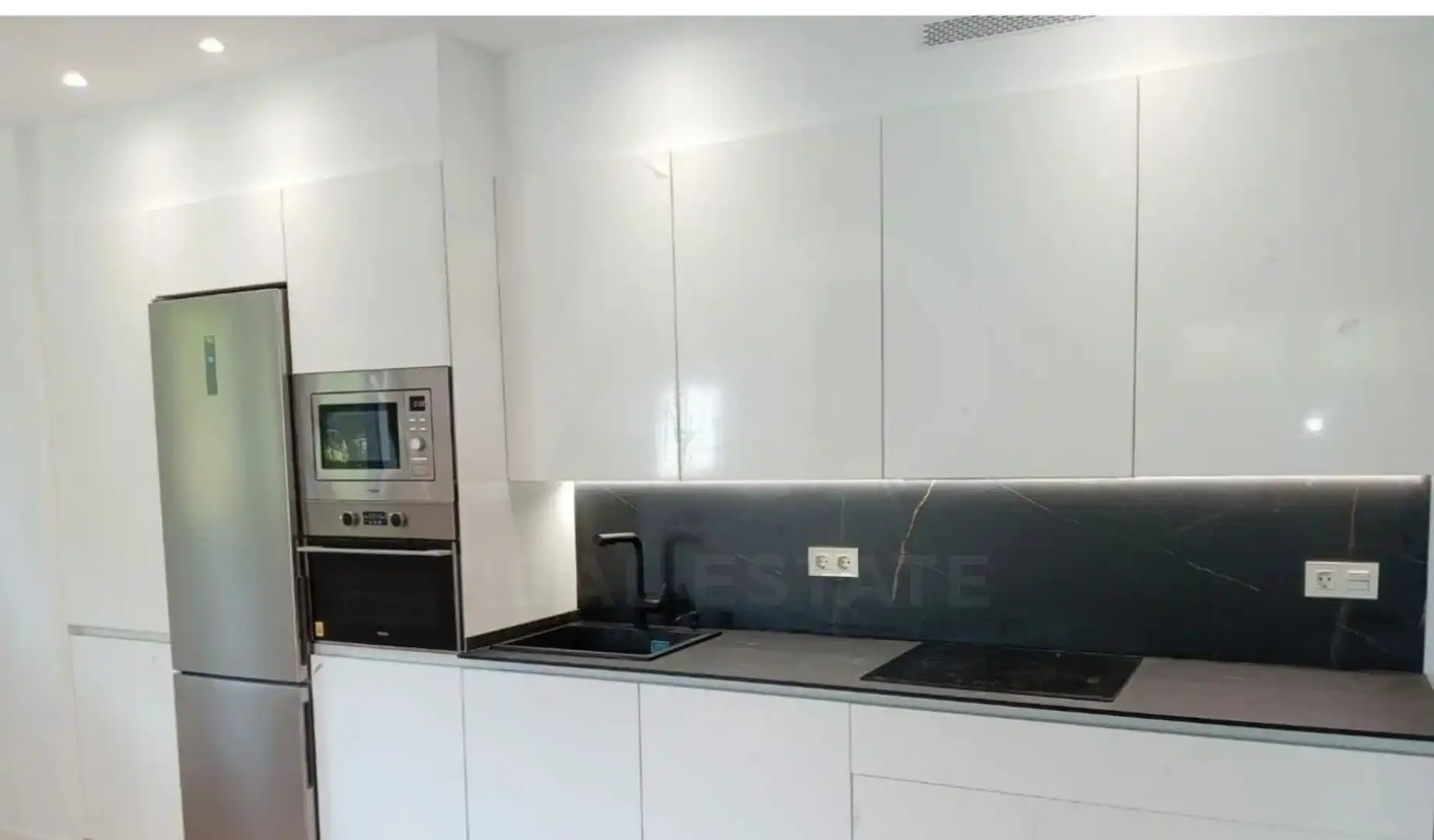 Küche von Wohnung zum Verkauf in Donostia - San Sebastián  mit Heizung