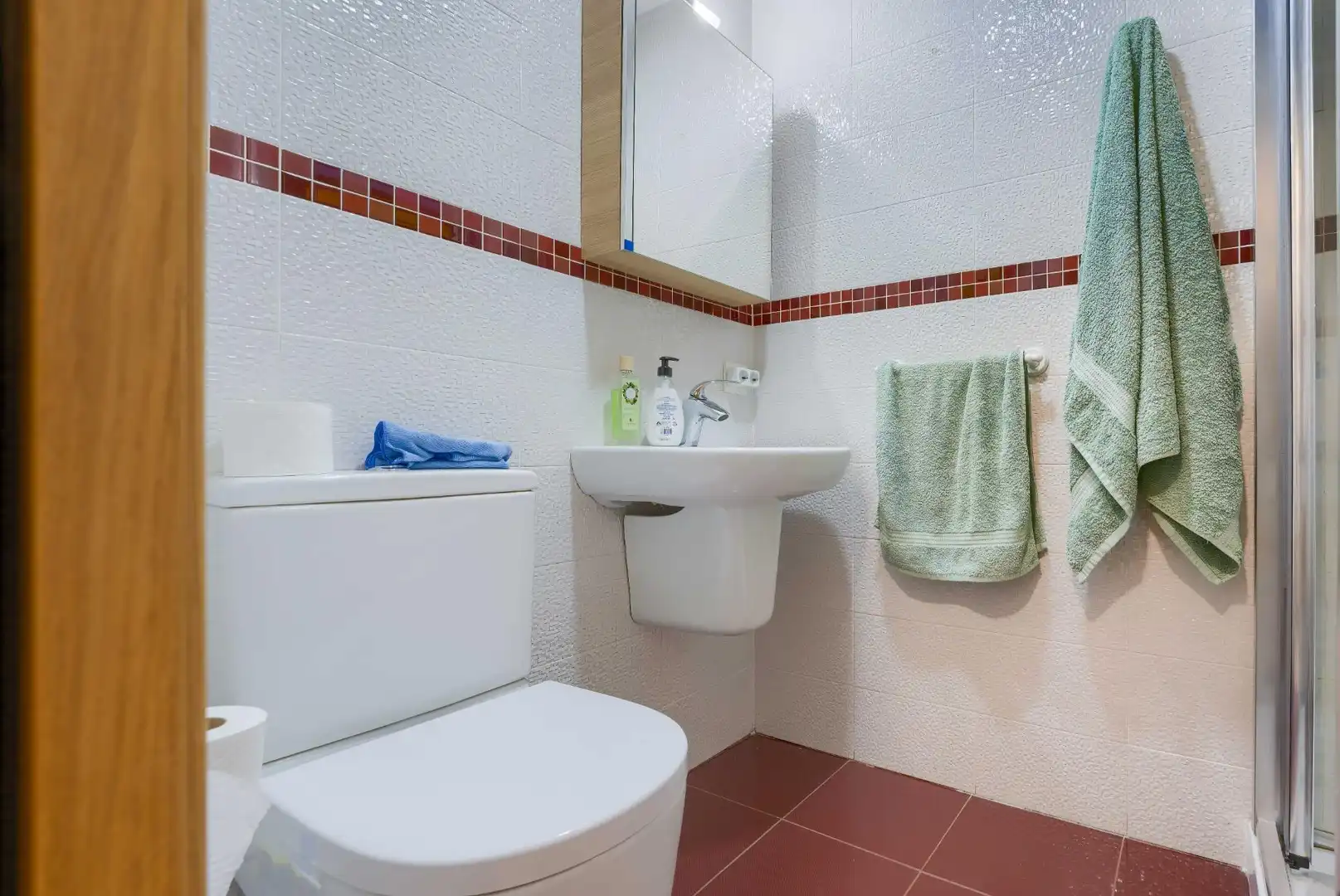 Badezimmer von Dachboden zum Verkauf in Sevilla mit Klimaanlage, Heizung und Terrasse