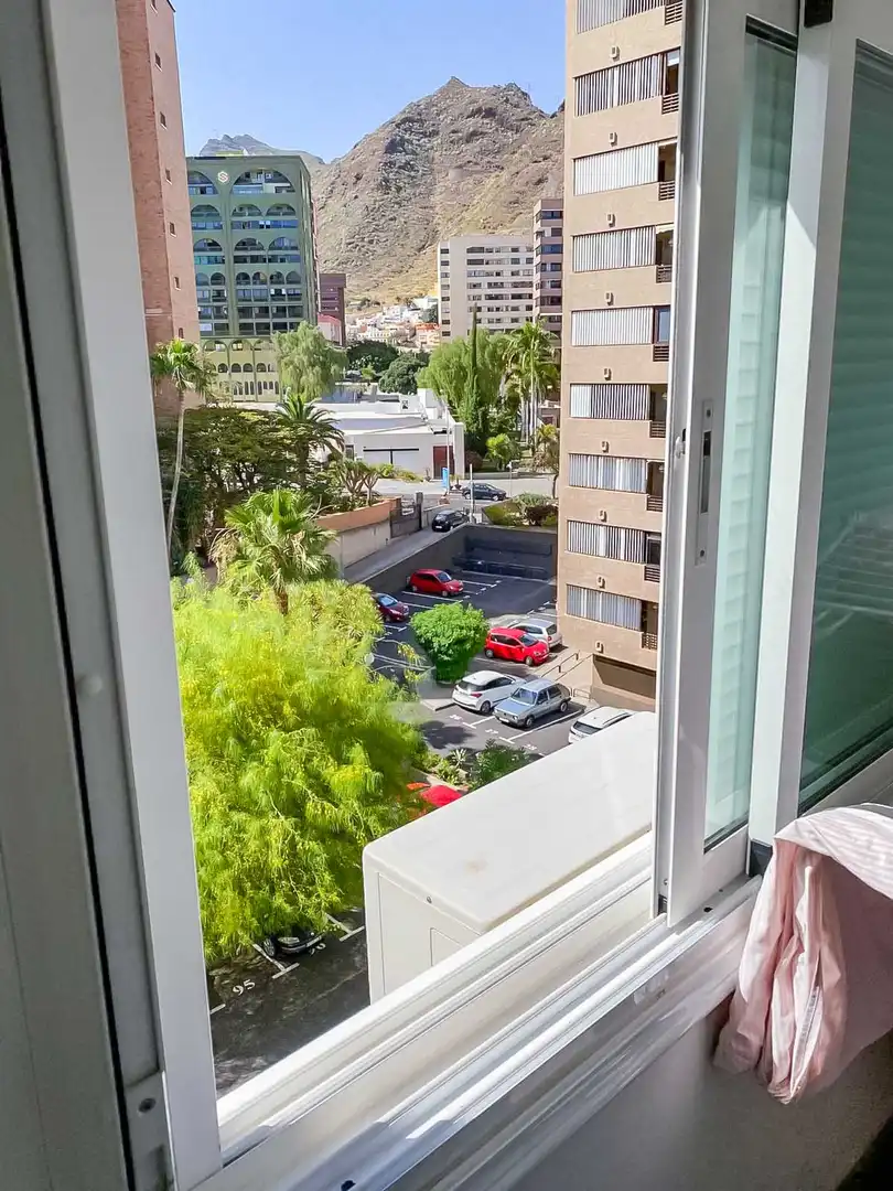 Piso en venta en Urbanización Anaga