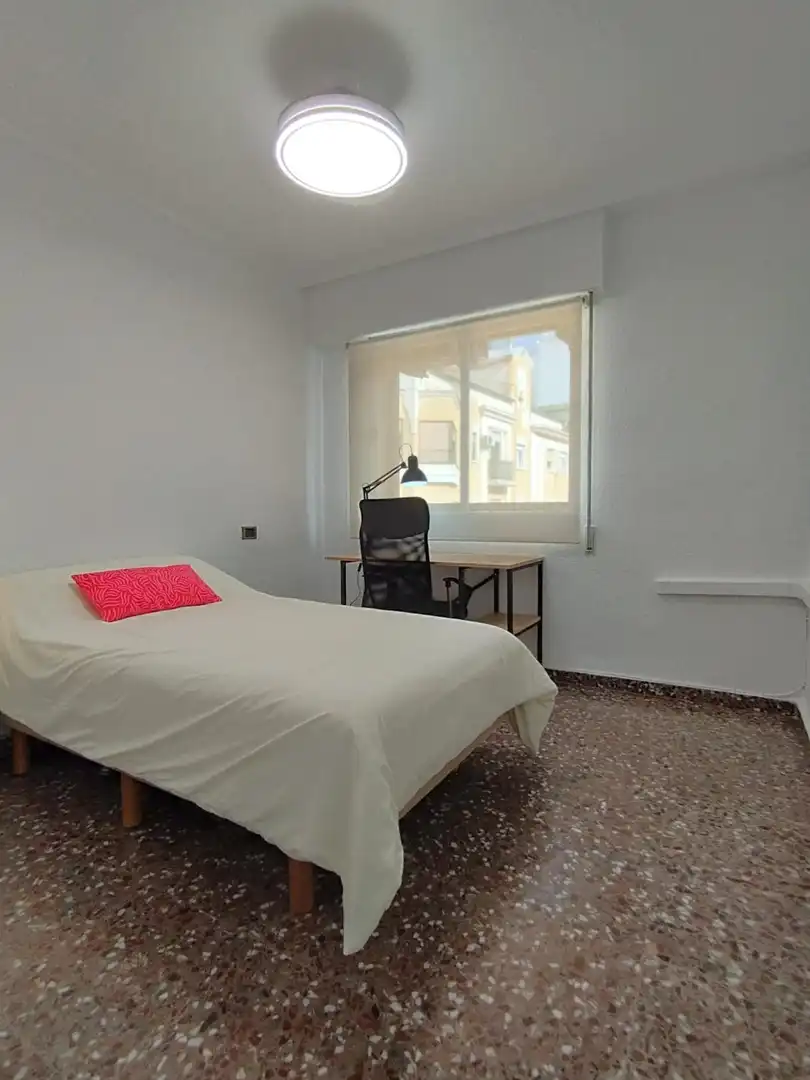 Habitación de Piso de alquiler en Murcia con Aire acondicionado, Calefacción y Amueblado