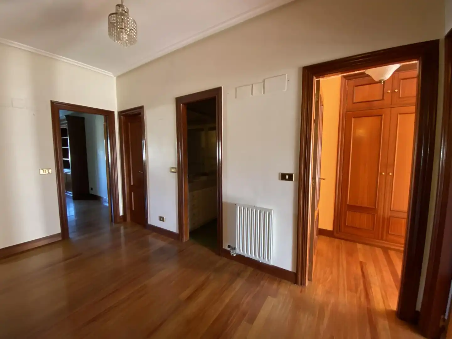 Einfamilien-Reihenhaus zum Verkauf in Loiu mit Heizung, Privatgarten und Terrasse