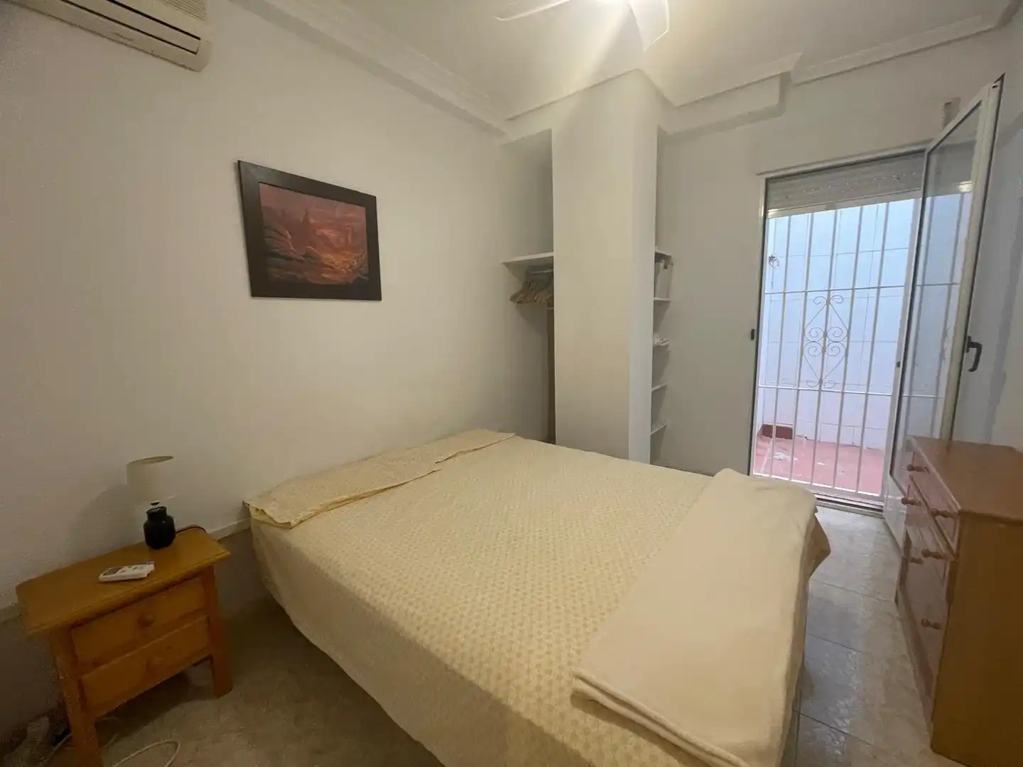 Habitación de Apartamento en venta en Las Viñas