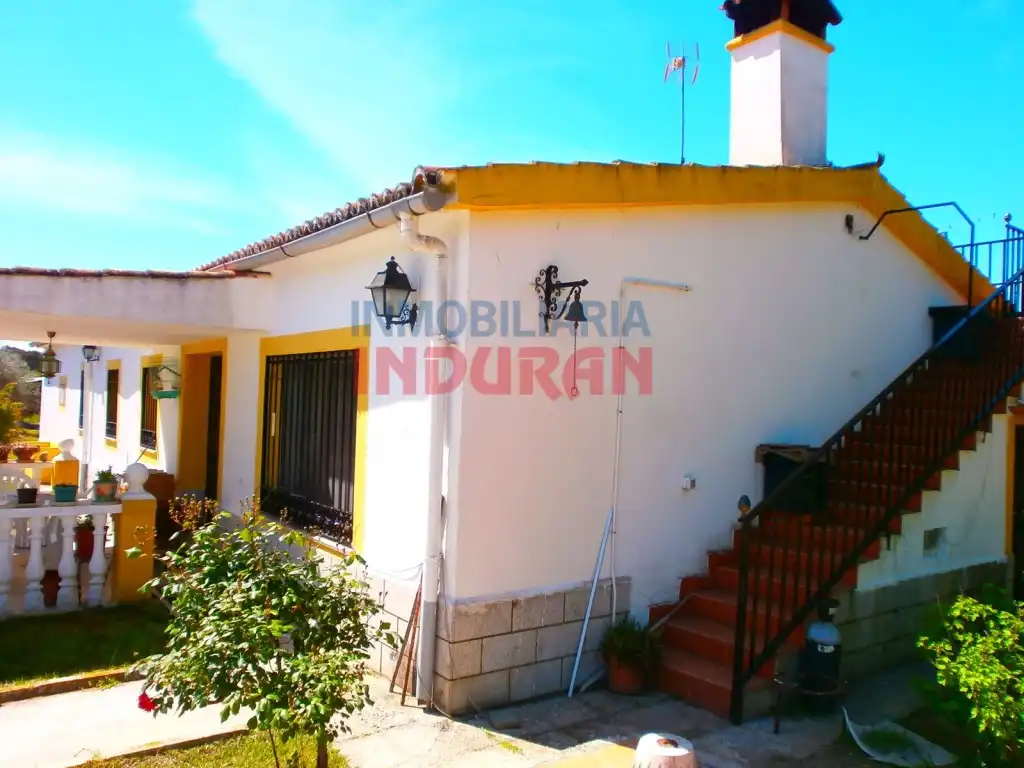 Jardí de Finca rústica en venda en Saucedilla