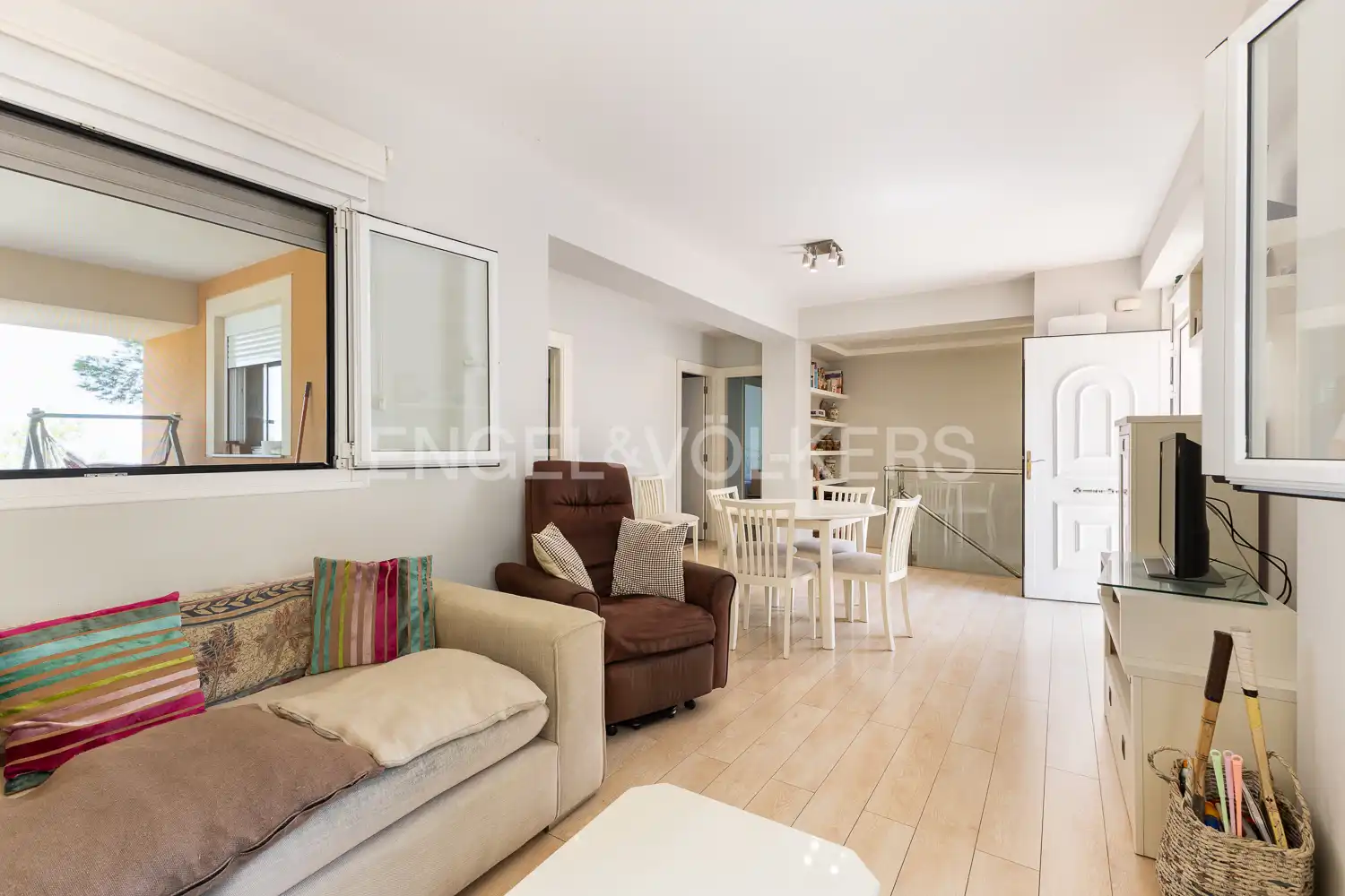 Sala de estar de Casa o chalet en venta en Alzira con Calefacción, Jardín privado y Parquet