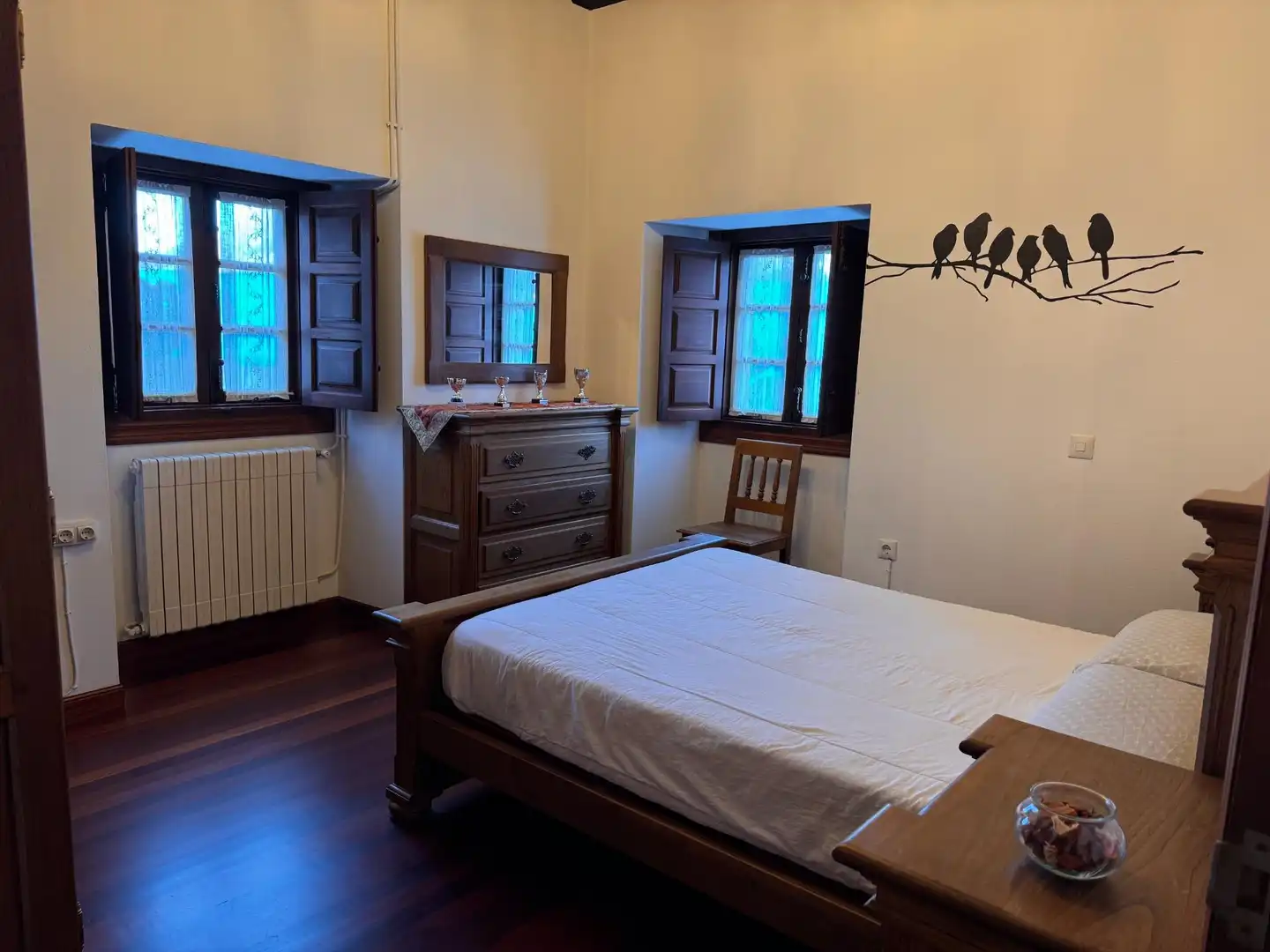 Habitación de Casa o chalet en venta en Los Corrales de Buelna  con Calefacción, Jardín privado y Terraza
