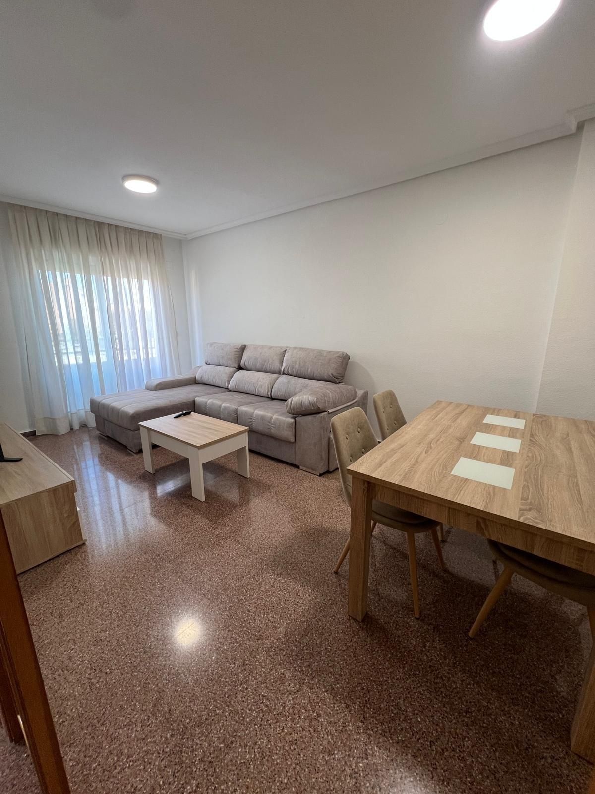 Sala de estar de Piso de alquiler en San Vicente del Raspeig / Sant Vicent del Raspeig con Balcón y Piscina comunitaria