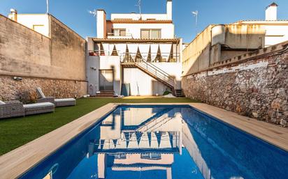 Swimming pool of House or chalet for sale in Castellar del Vallès  with Air Conditioner, Heating and Private garden