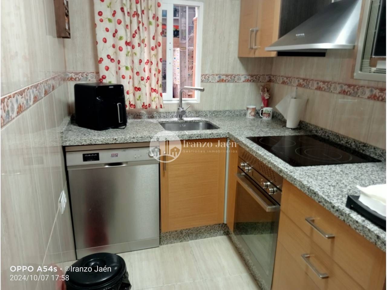 Kitchen of House or chalet for sale in  Jaén Capital  with Air Conditioner, Heating and Terrace