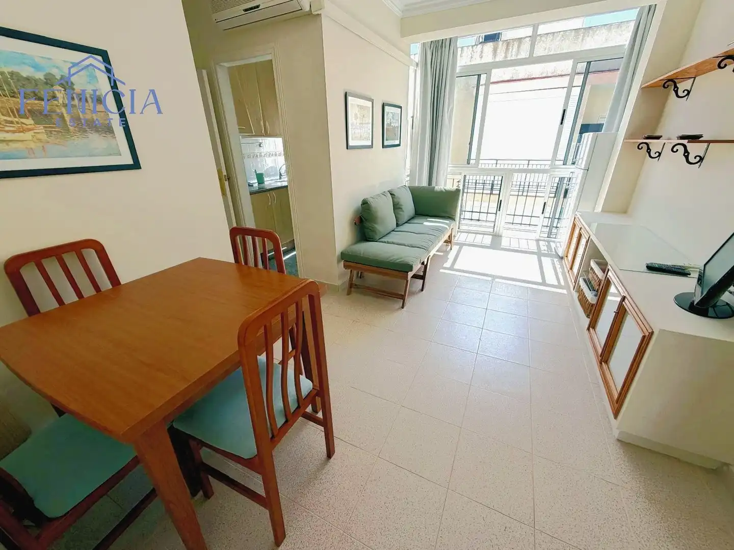 Sala de estar de Piso de alquiler en Almuñécar con Aire acondicionado y Amueblado