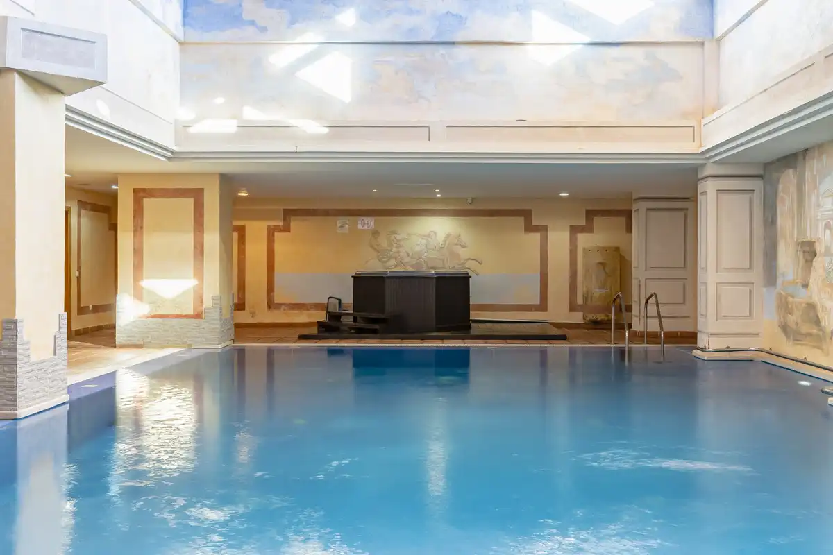 Apartamento con piscina en venta en Selwo, imagen 7