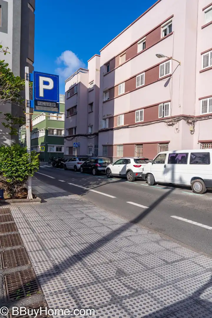Parking of Flat for rent in Las Palmas de Gran Canaria  with Furnished