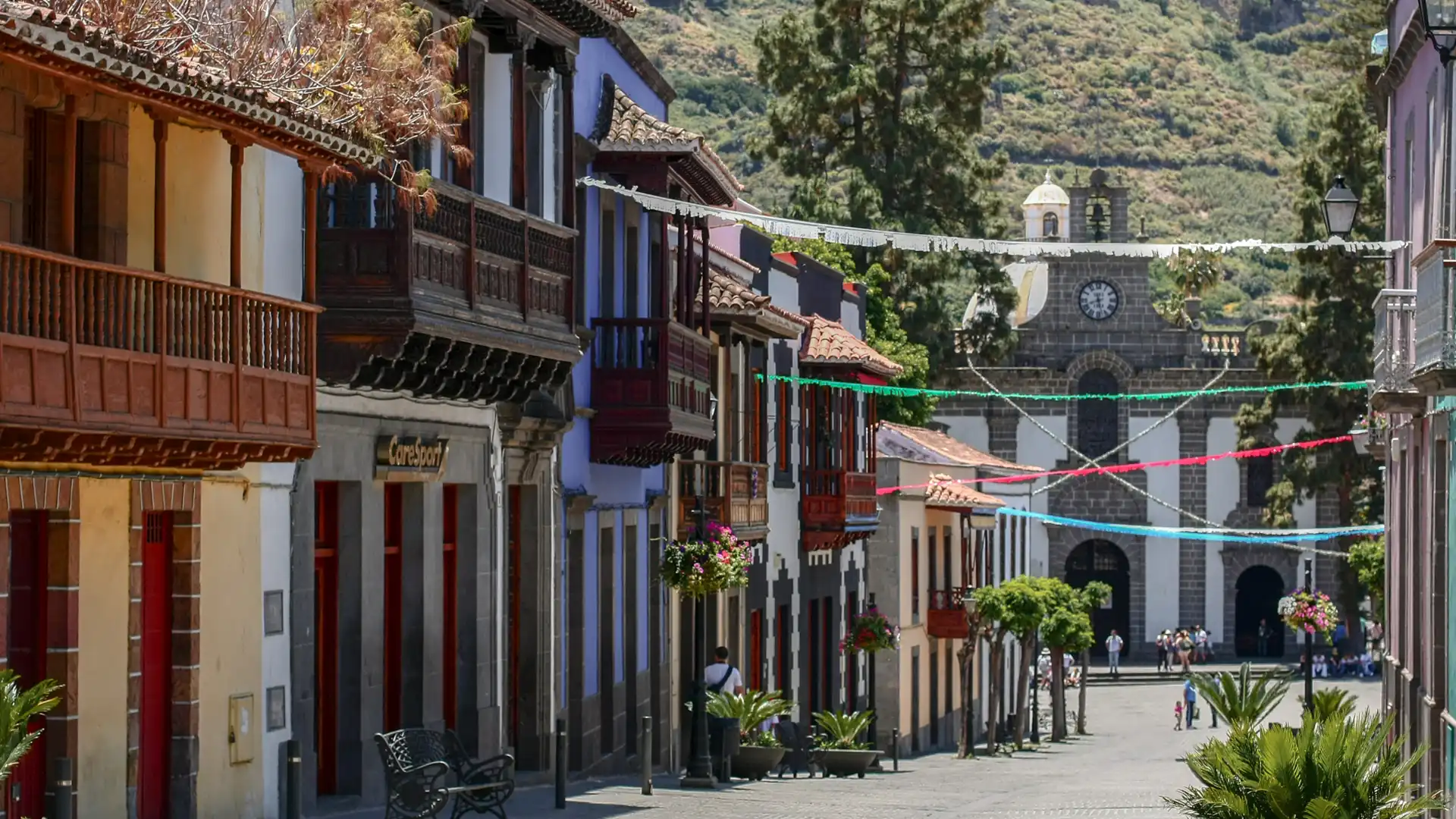 Vista exterior de Casa adosada en venta en Teror con Jardín privado, Terraza y Amueblado