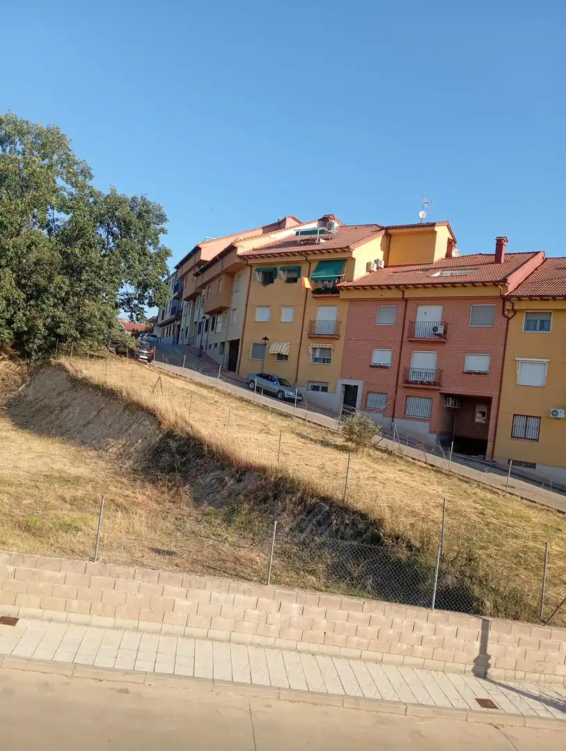 Vista exterior de Residencial en venta en Candeleda